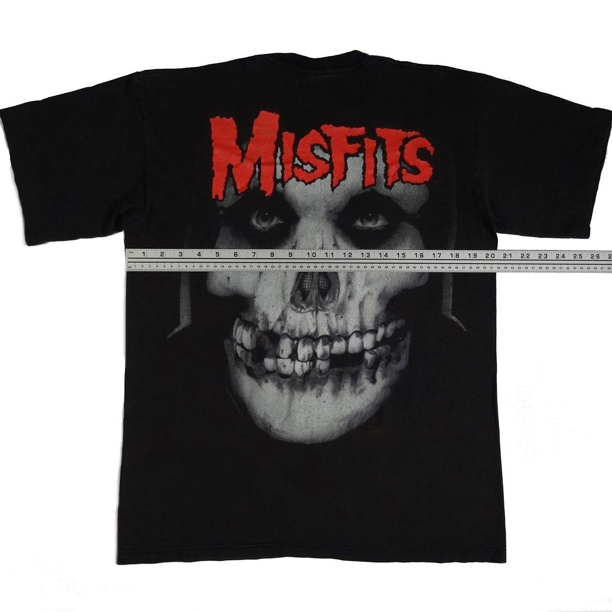 Misfits Vintage 90s T-Shirt Band Concert Shirt - Tarks Tees